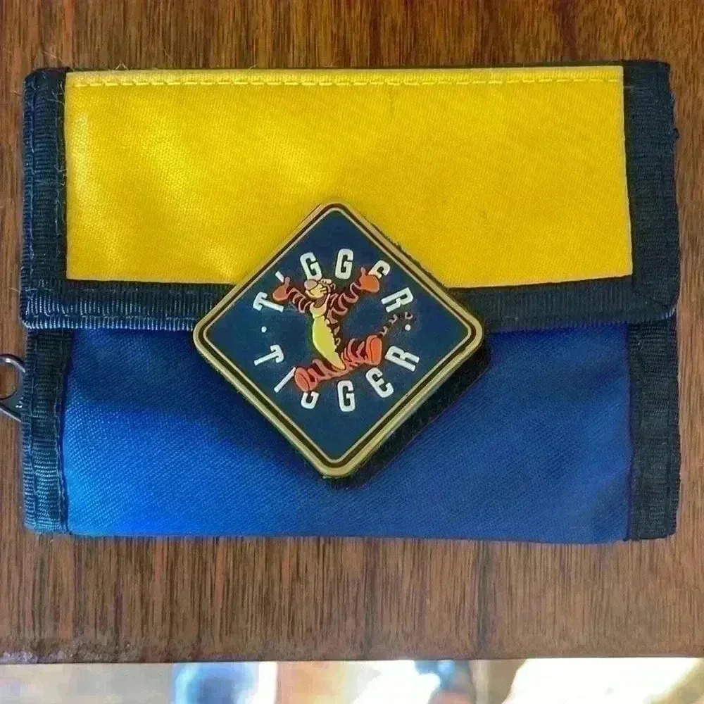 Vintage Tigger the tiger wallet by Disney.